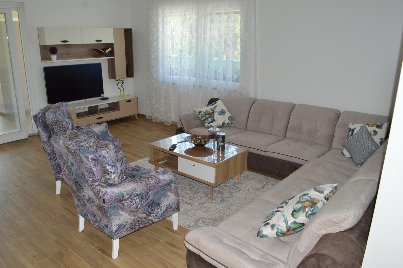 Amal Grand Villa Bihać Exteriér fotografie